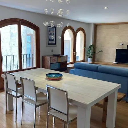 Апартаменты Luxury Large Flat In Old Town / Vt-504286 A *